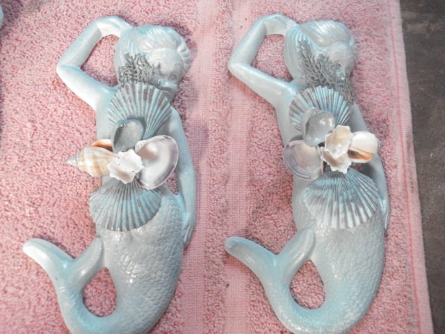 Mermaid set Wall Plaques Teal w/pearl finish