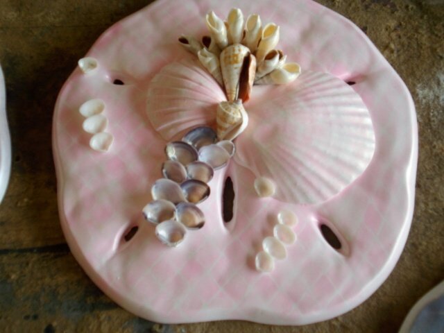 Sand Dollar Plaque Light Pink w/ Pearl Finish