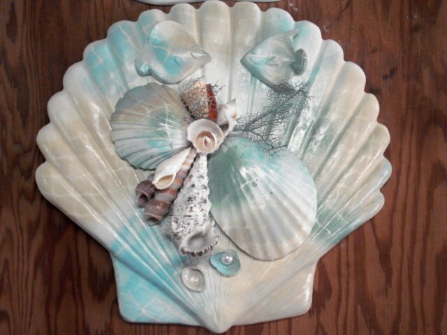 Shell Plaque Tan/Blue