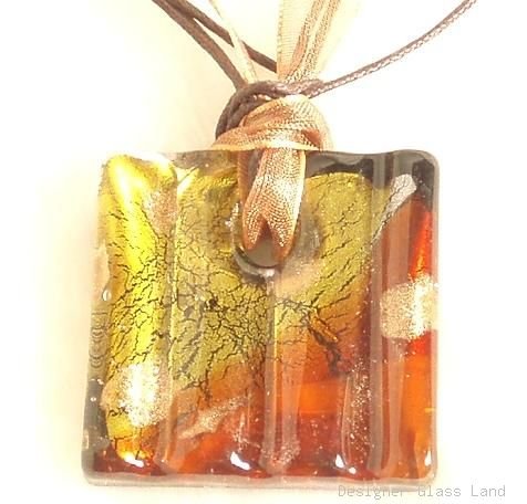 P177 MURANO GLASS GOLDEN GRID PENDANT NECKLACE