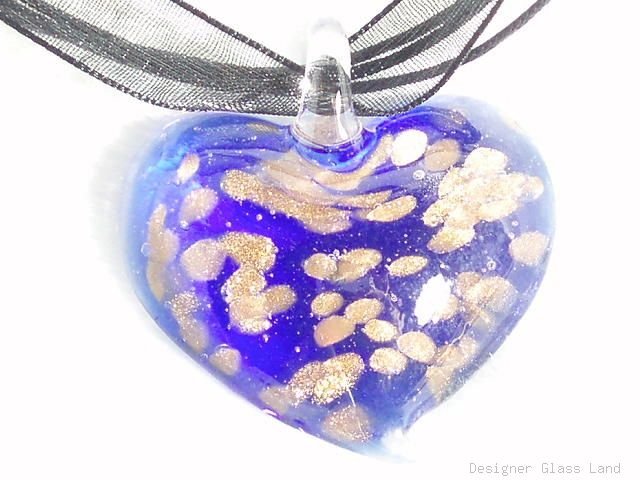 P260 MURANO GLASS NAVY HEART PENDANT NECKLACE