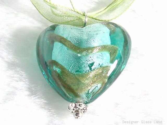 P330 MURANO LAMPWORK GLASS GREEN HEART PENDANT NECKLACE