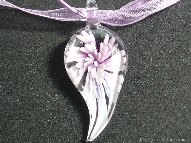 P613 MURANO GLASS PENDANT NECKLACE LIGHT PURPLE FLOWER, FREE SHIPPING!!!