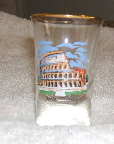 Collectible Shot Glass Roman Colisseum Italy 1980s... FREE SHIPPING!