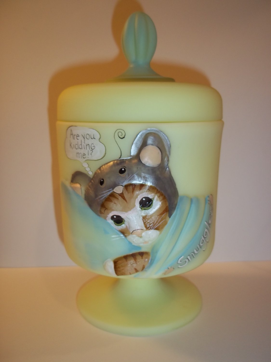 Fenton Glass Yellow SNUGGLES CHESSIE CAT BOX Covered Jar GSE LTD ED Kim