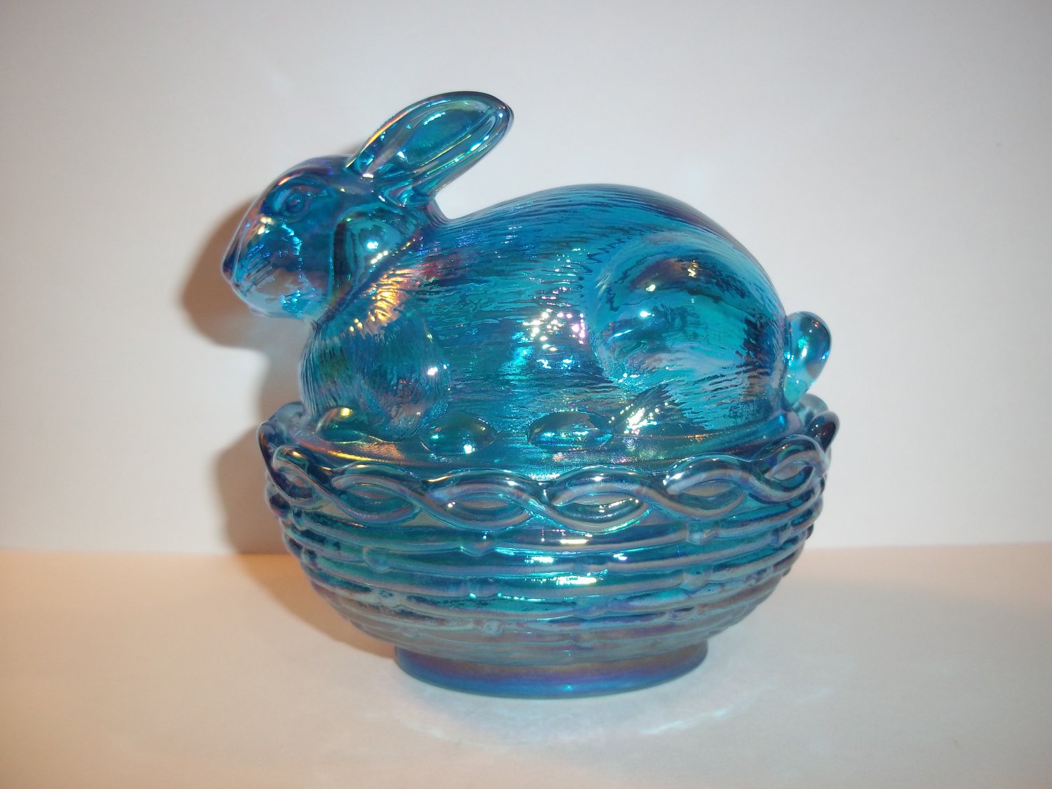 Mosser Glass Colonial Blue Carnival Easter Bunny Rabbit Basket Box Candy Dish