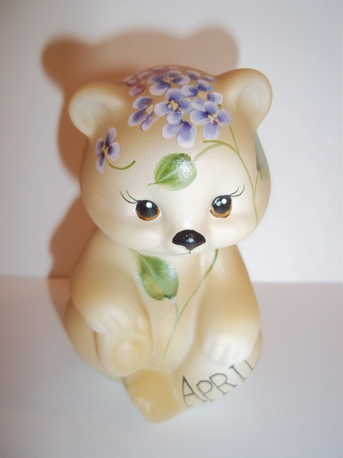 fenton glass bear figurine