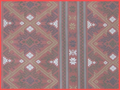 praewa-kalasin-Thaisilk : Red