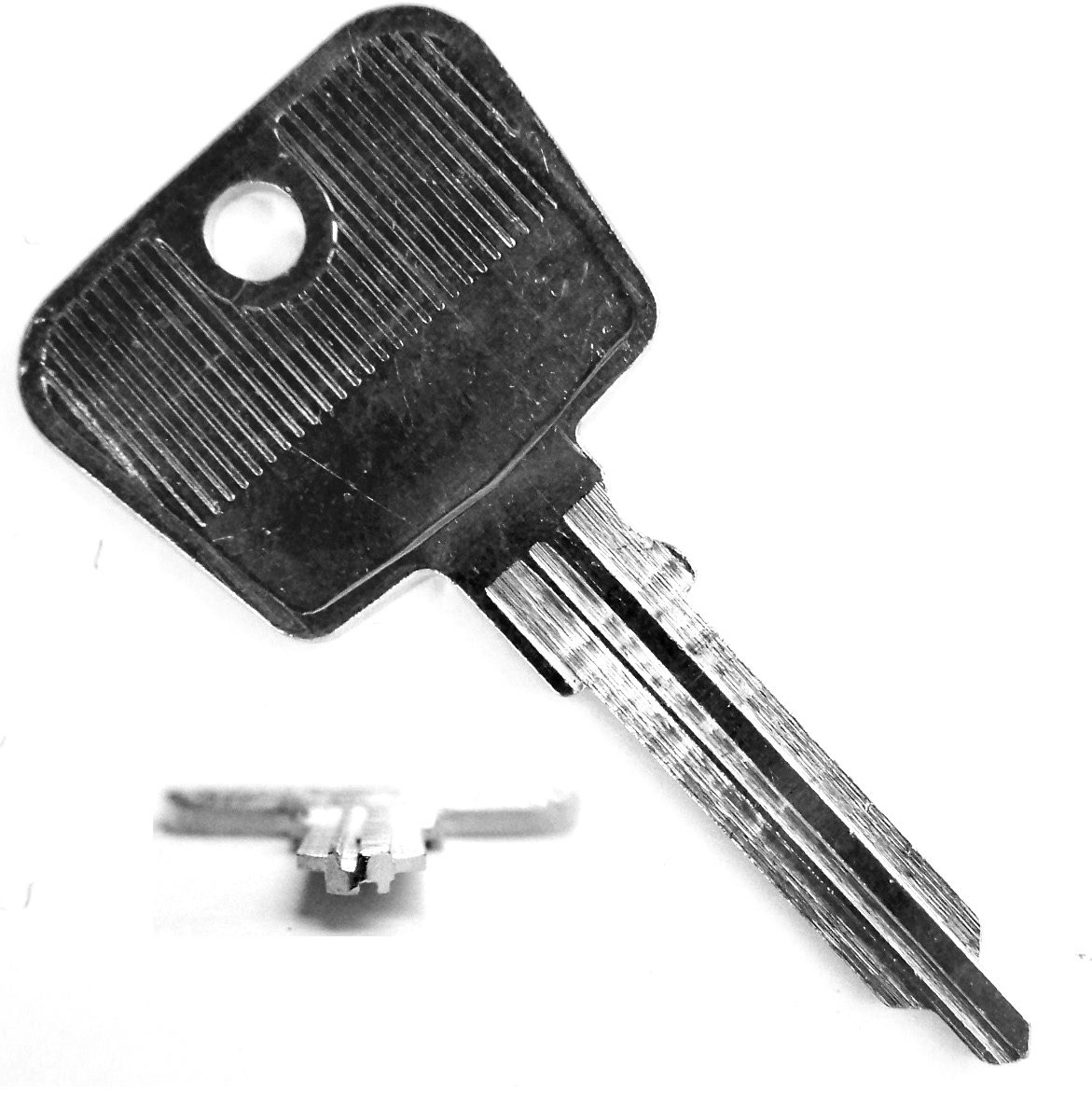 Porsche Key Blank PO6 911 912 914 x32