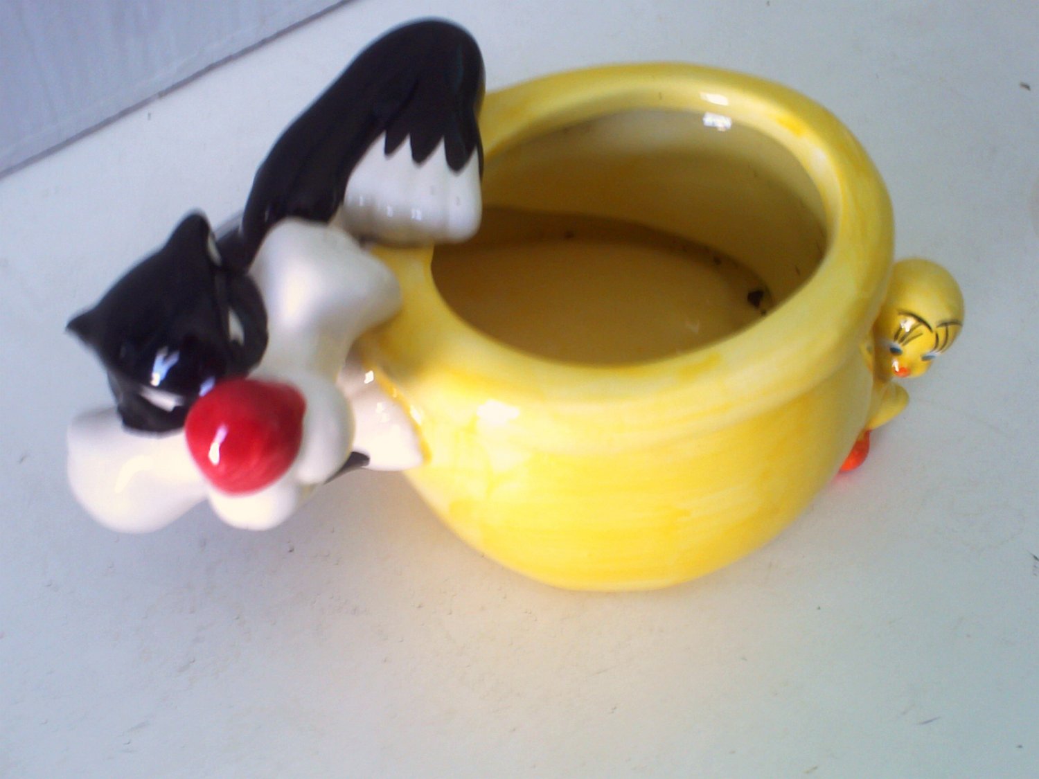 Sylvester And Tweety Bird Warner Brothers Planter