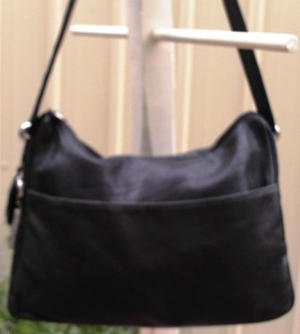 VINTAGE ROLFS GENUINE LEATHER SHOULDER BAG, BLACK