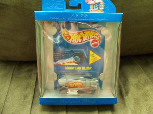 Hot Wheels Good Year Blimp 1992 30 Years Edition