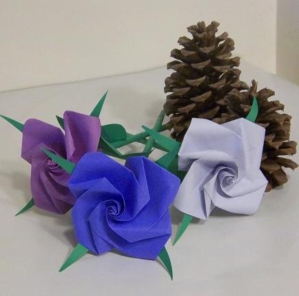 3 Origami Rose Short Stems Paper Folded Craft Handmade Gift