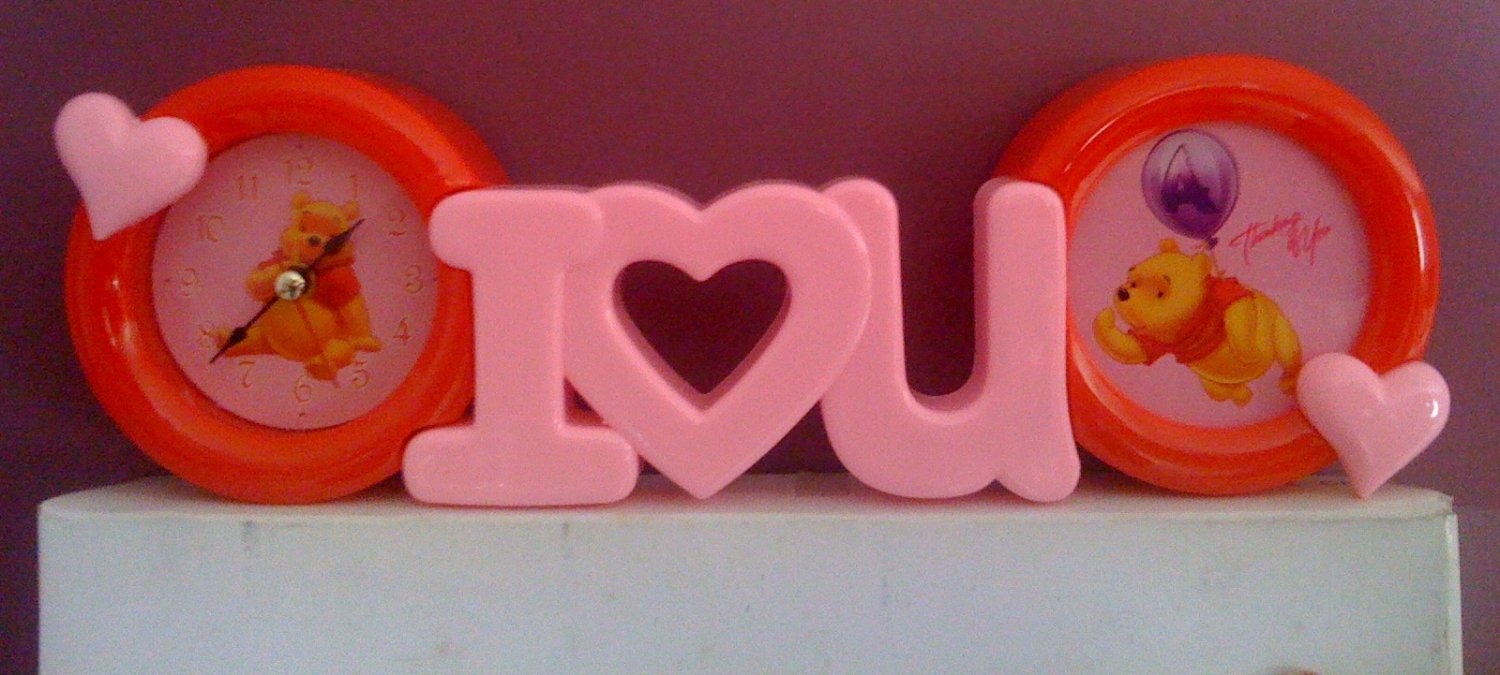 Winnie The Pooh 'I Love You' Clock + Photoframe - 07