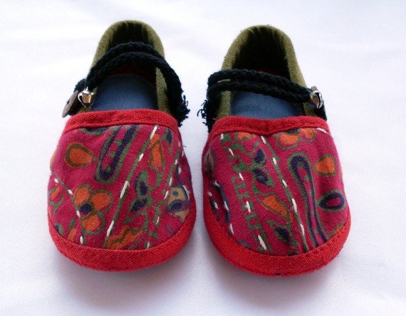 Funky and colourful childrens shoes for boys or girls. Green red blue black. Baby toddler small size