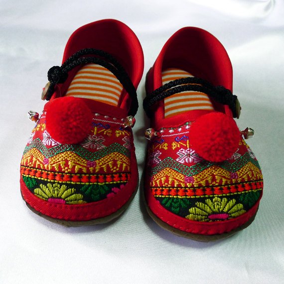 Funky colourful children's shoes for both boys or girls. Red and orange. Toddler large size