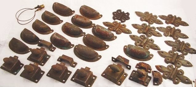 OLD LOT METAL LATCHES HINGES DRAWER PULLS