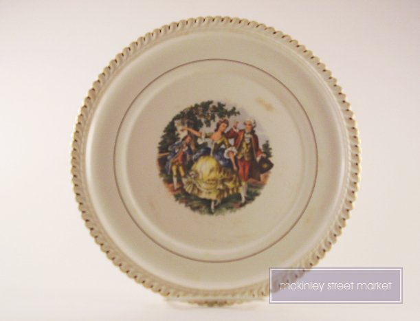 LOVELY OLD DECORATIVE PLATE COLONIAL DANCERS GOLD EDGING