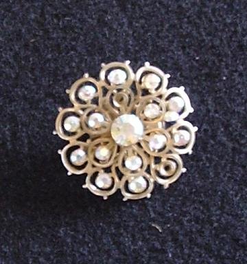 VINTAGE BROOCH ROUND WITH IRIDESCENT FAUX STONES