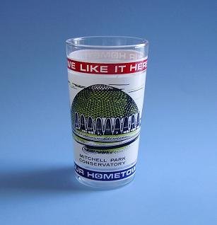 RARE MILWAUKEE COMMEMORATIVE GLASS MITCHELL PARK CONSERVATORY "WE LIKE IT HERE" 70'S