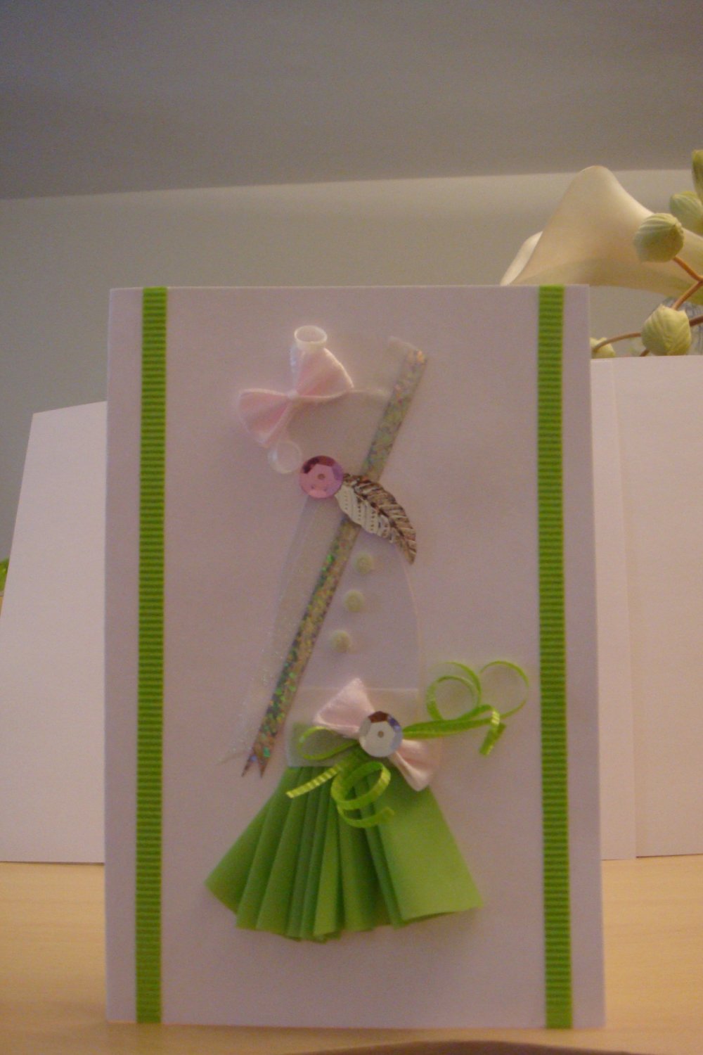 Sparkly Light Green Sequin with Pink Bow Gown Card