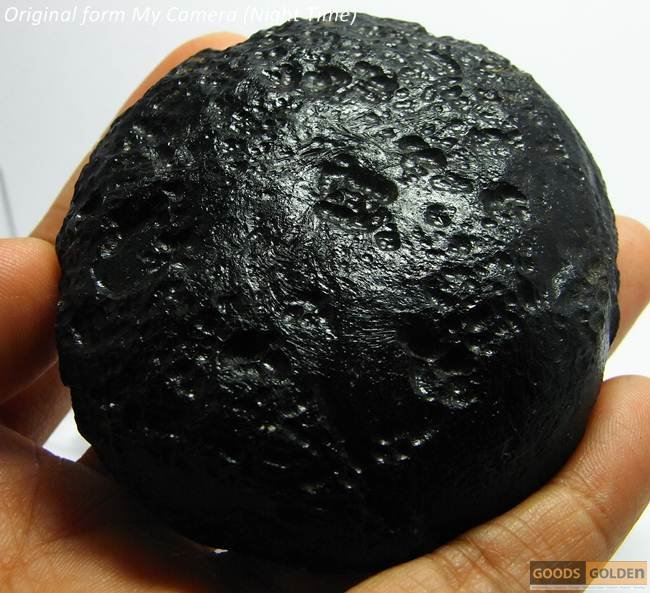 158.6 g.PERFECT BIG DISC TEKTITE METEORITE J58