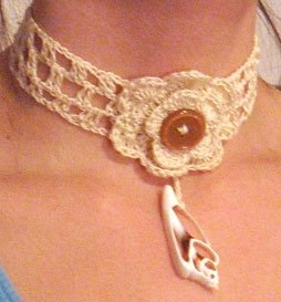 clochet shell necklace