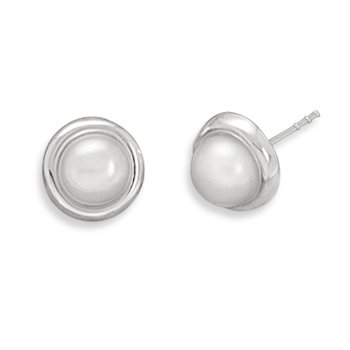 Freshwater Button Pearl Stud