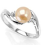 18K White Gold Diamond/Pearl Ring