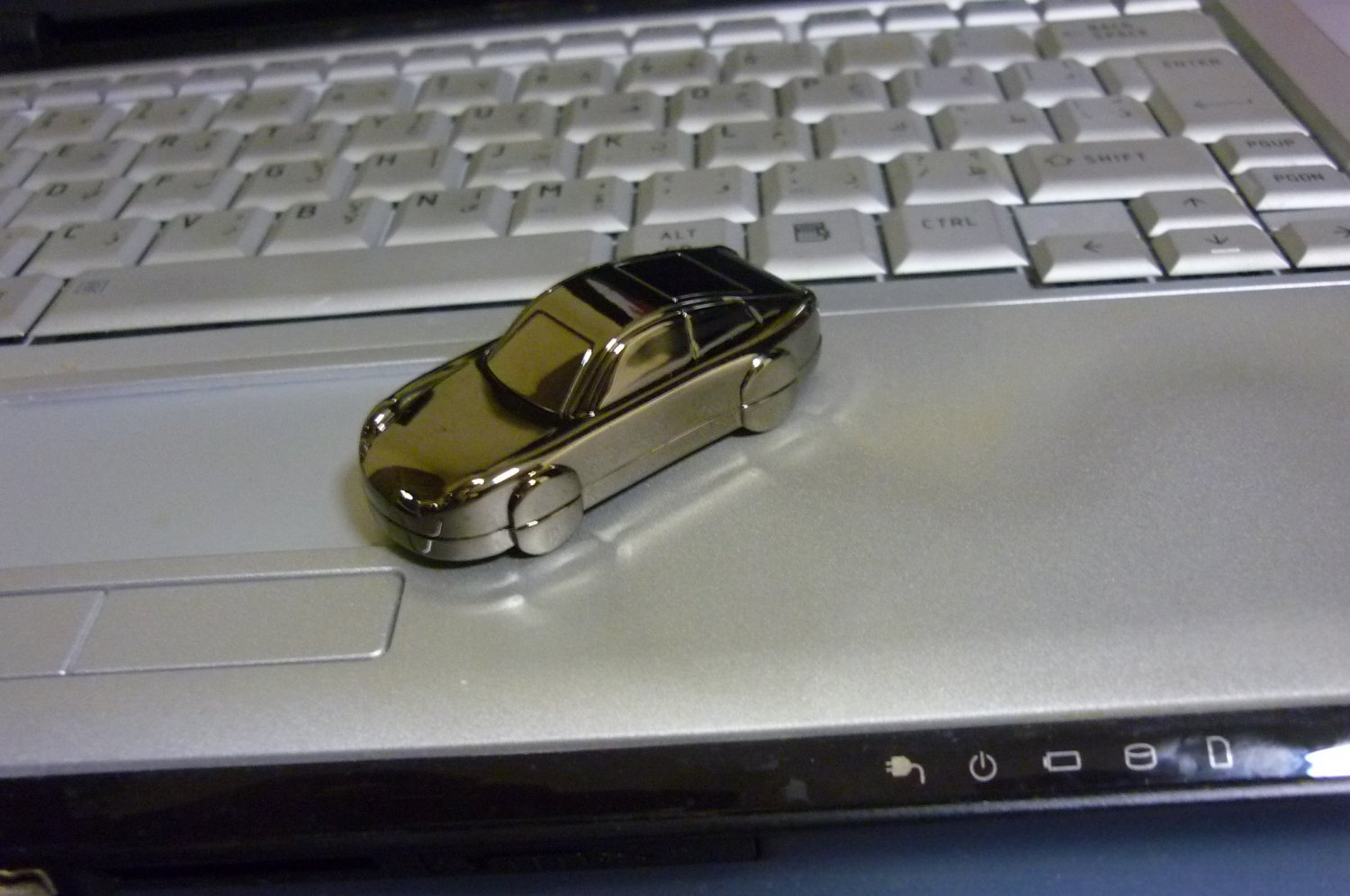 4GB COOL BRONZE RACER Flash Memory Stick Thumb Drive
