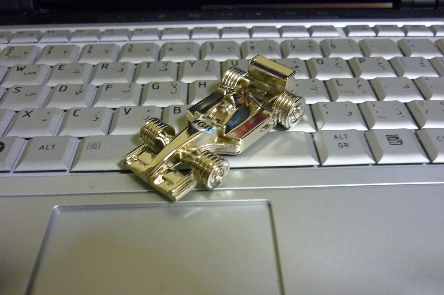 4GB COOL SILVER F1 Flash Memory Stick Thumb Drive