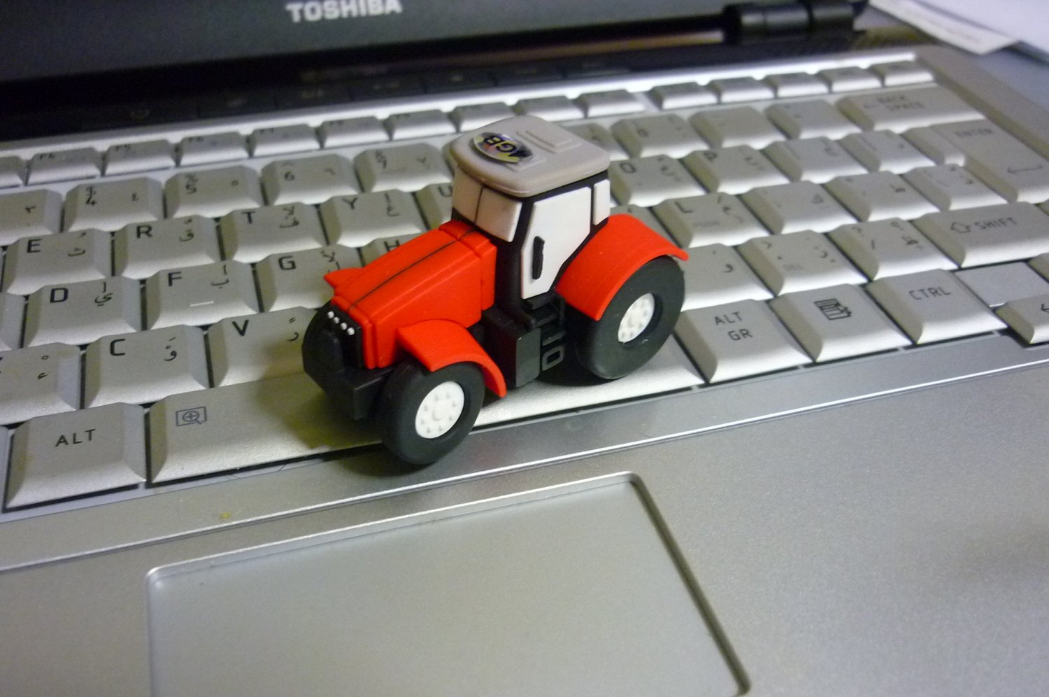 4GB CUTE RED TRUCK Flash Memory Stick Thumb Drive