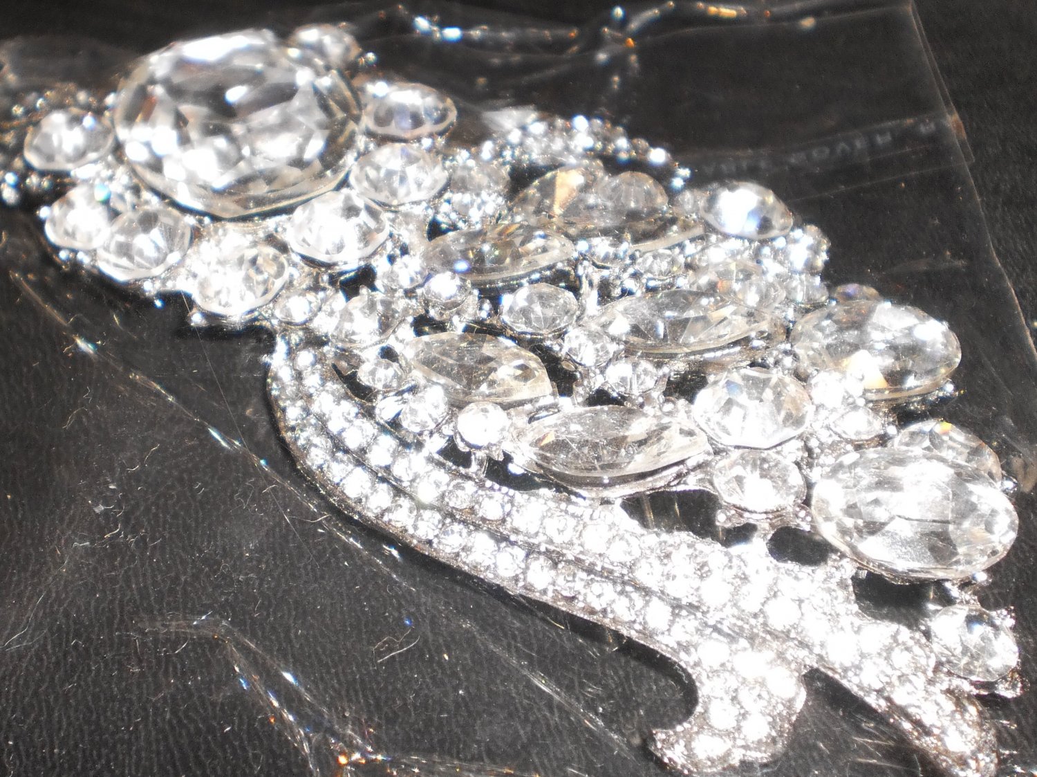 silver pin/brooch