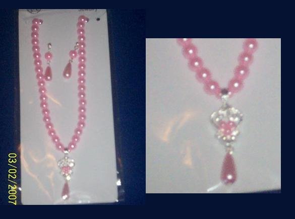 Set of Necklace and Earings