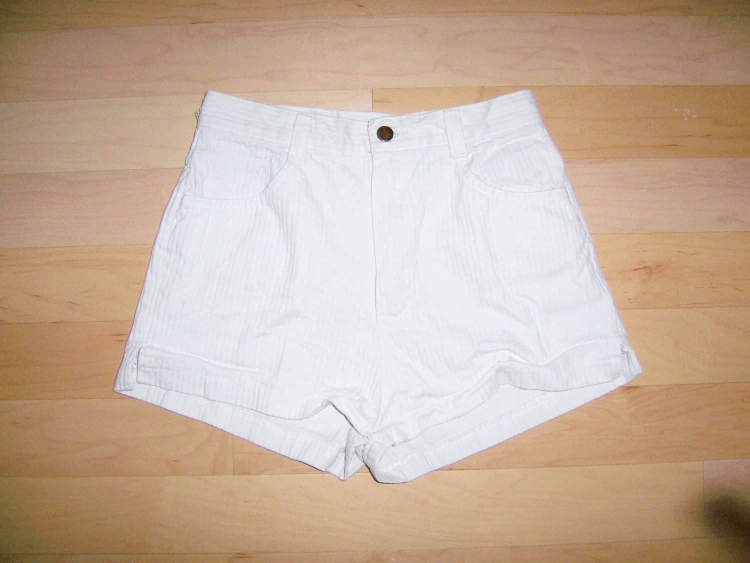 Misses Short Shorts By Shades