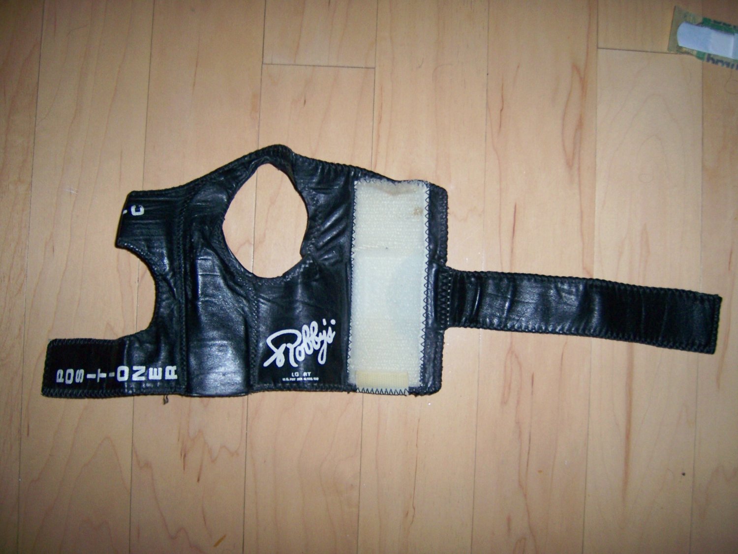 Wrist Controller by Robby's Size LargeRight Hand BNK179