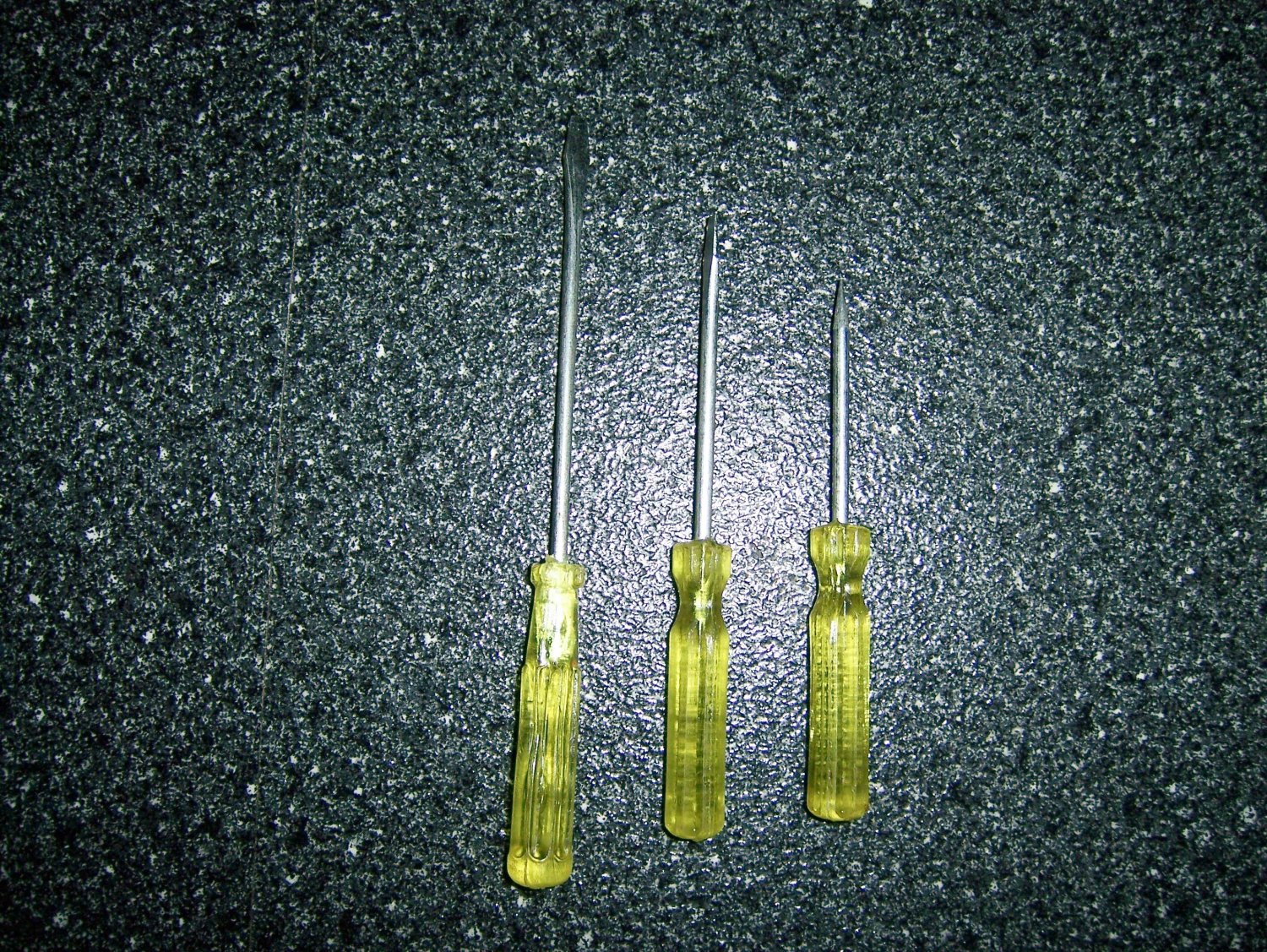 Set Of Three Screw Drivers BNK178
