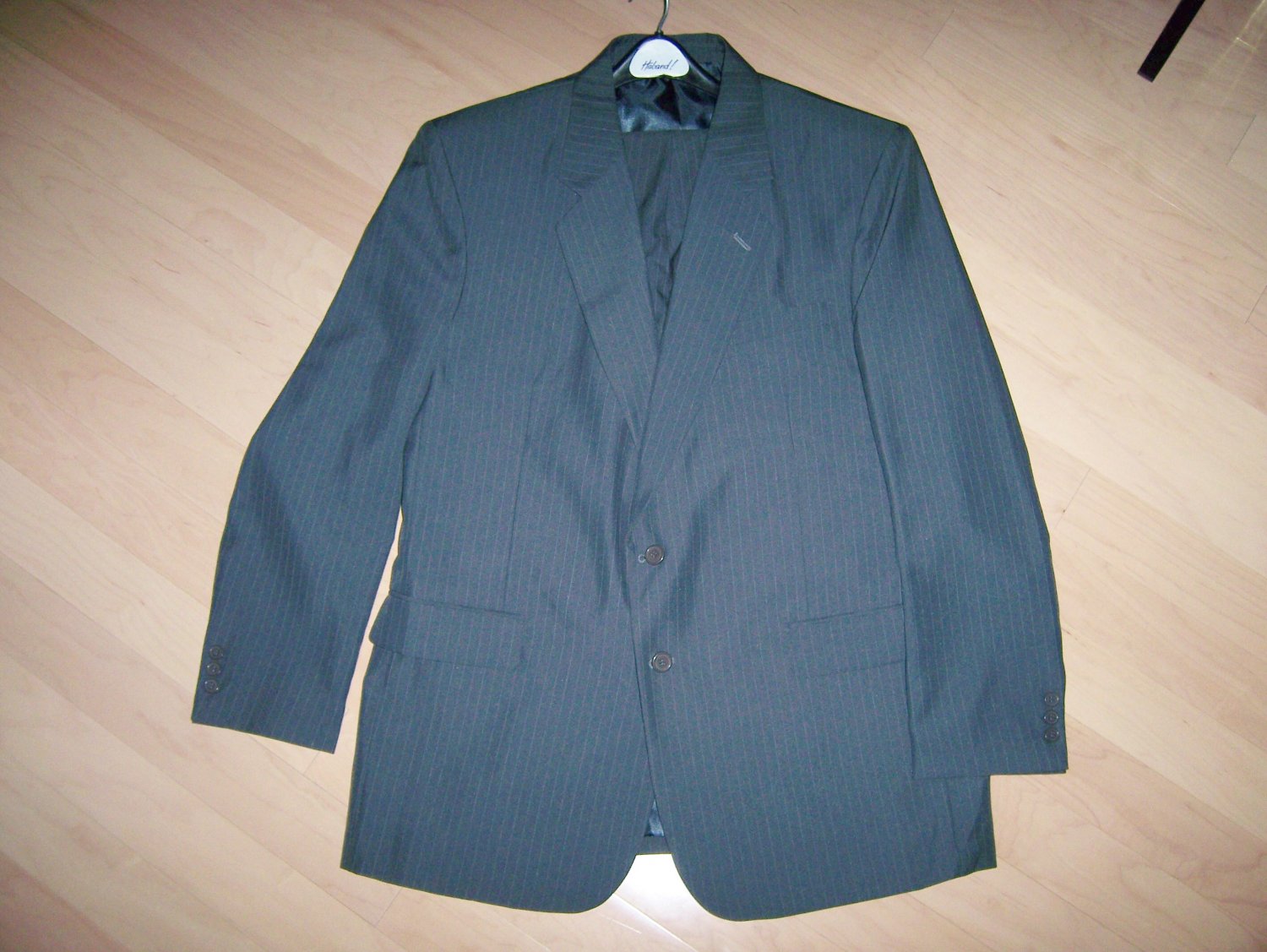 Men's Charcoal Suit Size 44 Long BNK272