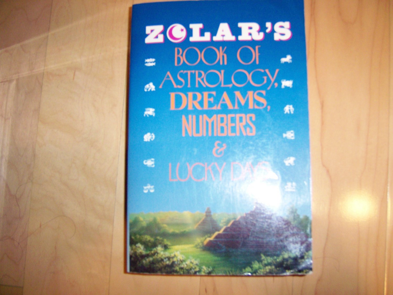 Zolar's Astrology-Dreams-Numbers & Lucky Days BNK570