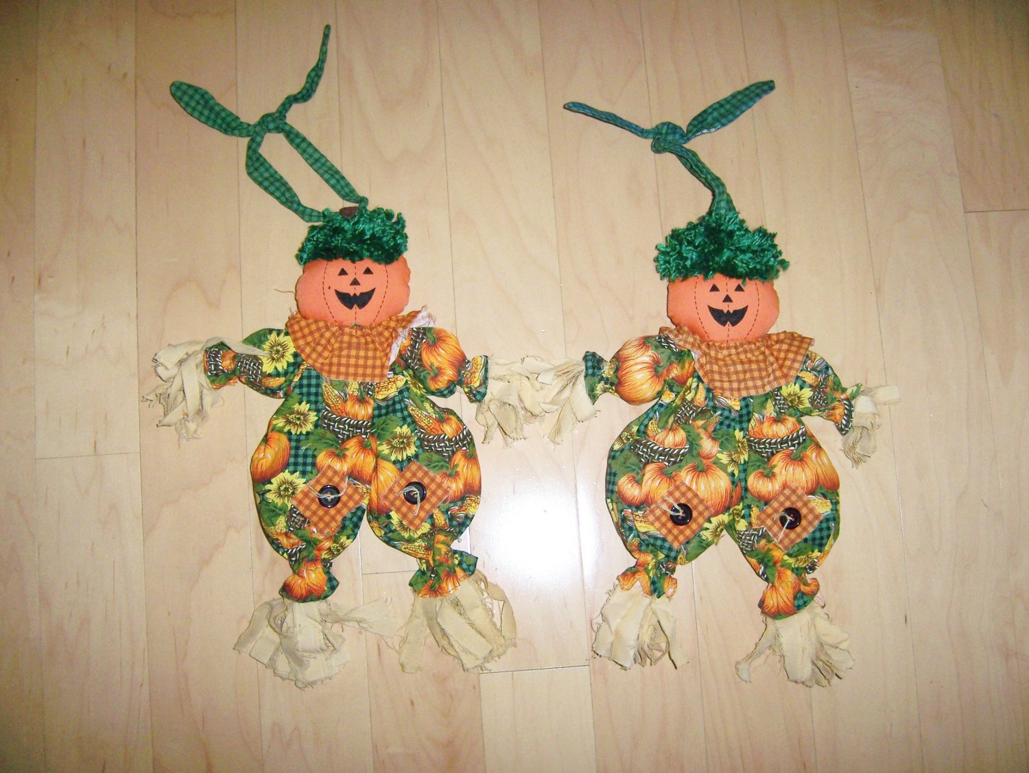 Pumkin Scarecrow Dolls Flexible w Hanging Strap BNK573