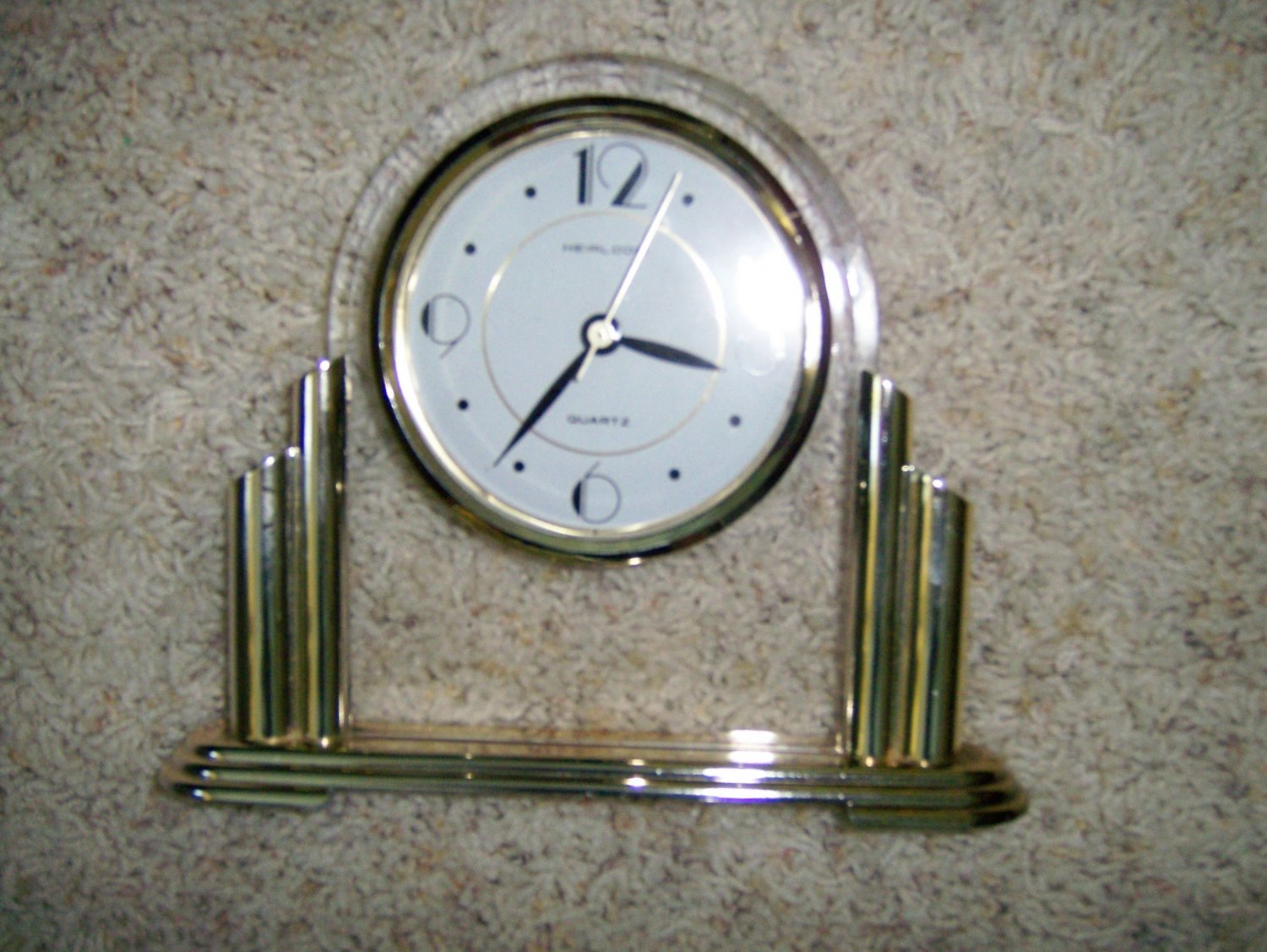 Heirloom Quartz Desk Clock BNK639