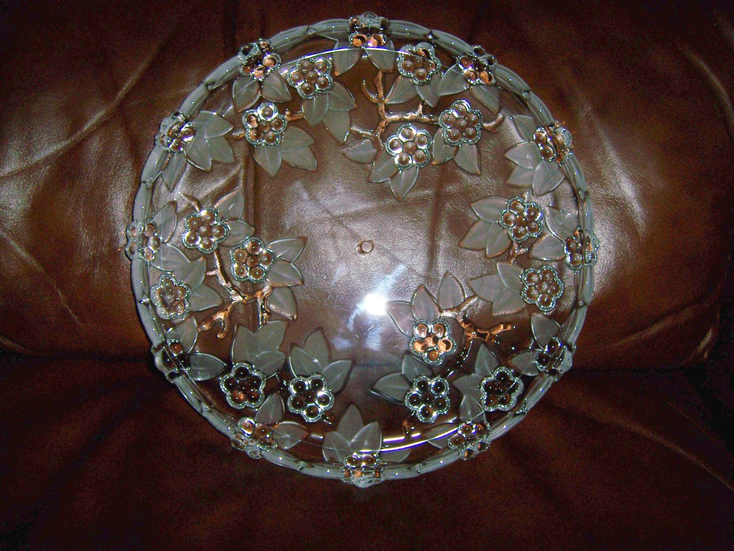 Serving Plate with Decorative Designs BNK662