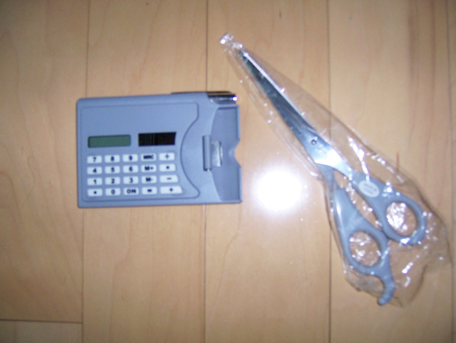 Hand Calculator-Business Card Holder-Sissors BNK736