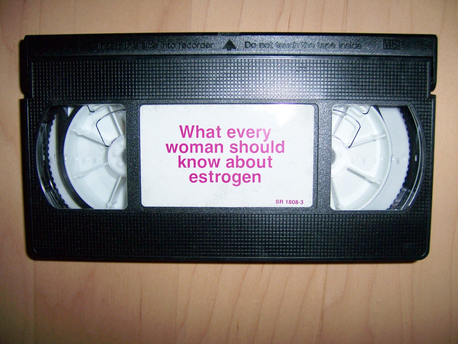 VHS What Every Women Should Know About Estrogen BNK771