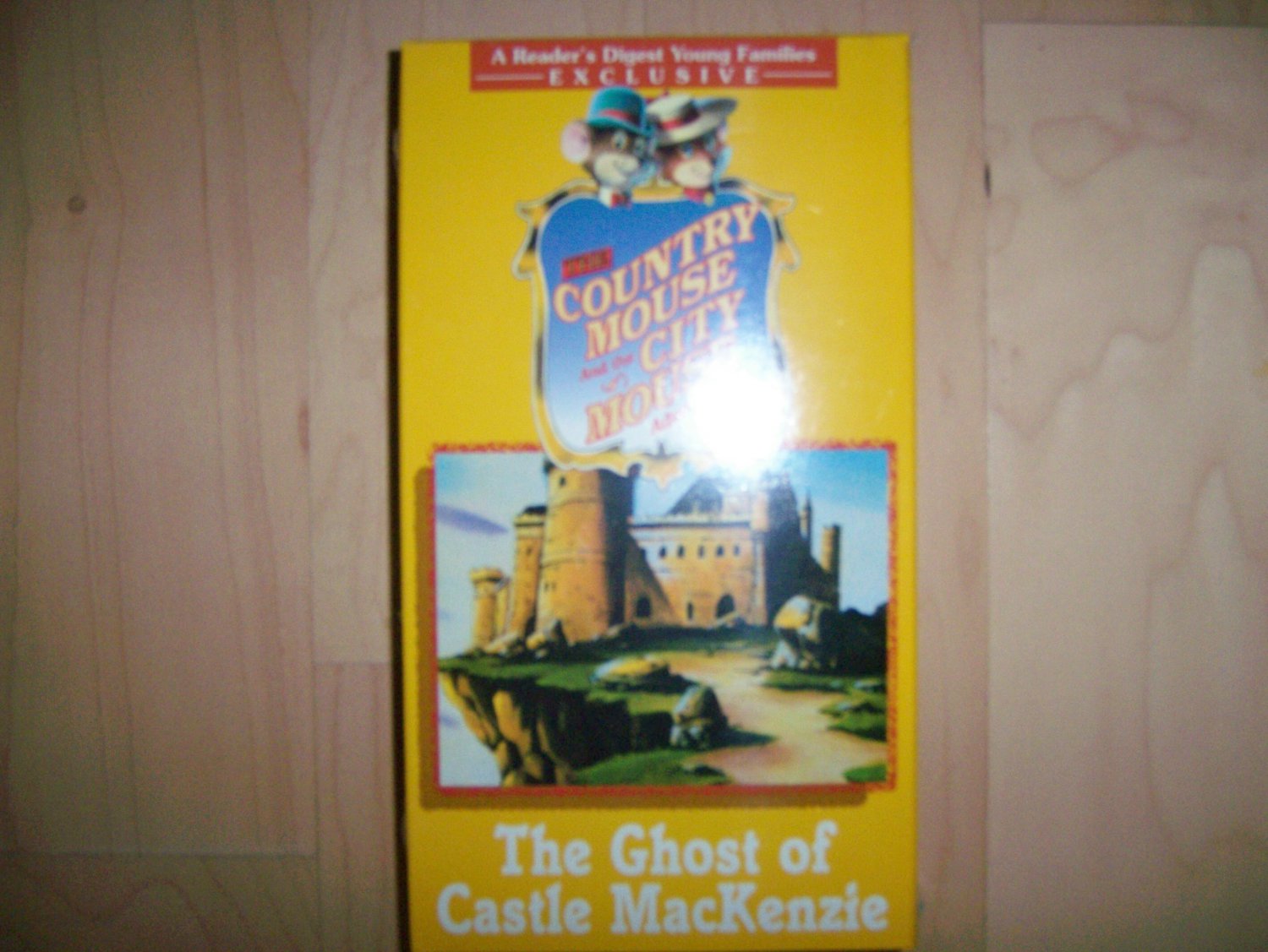VHS Country & City Mouse The Ghost Of Castle MacKenzie BNK783