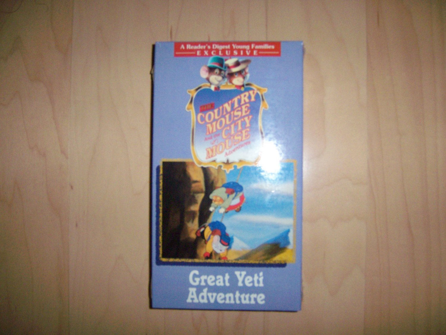 VHS Country & City Mouse Great Yeti Adventure BNK786