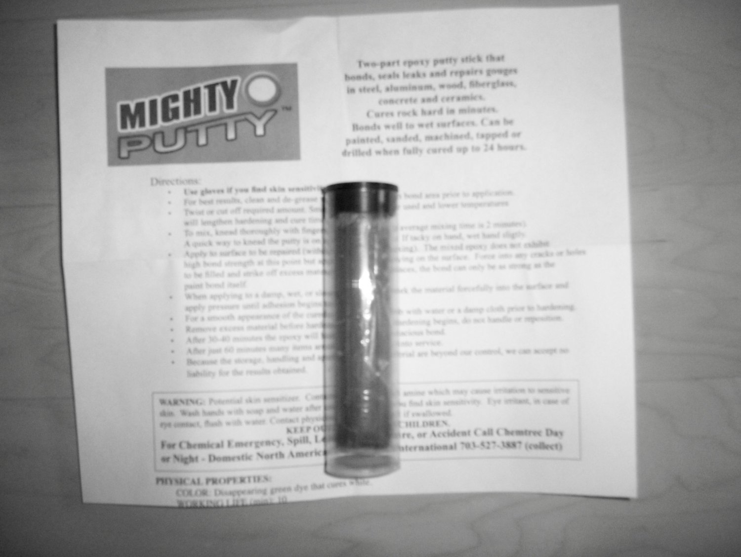 Mighty Putty Sets And Bonds Well BNK1002