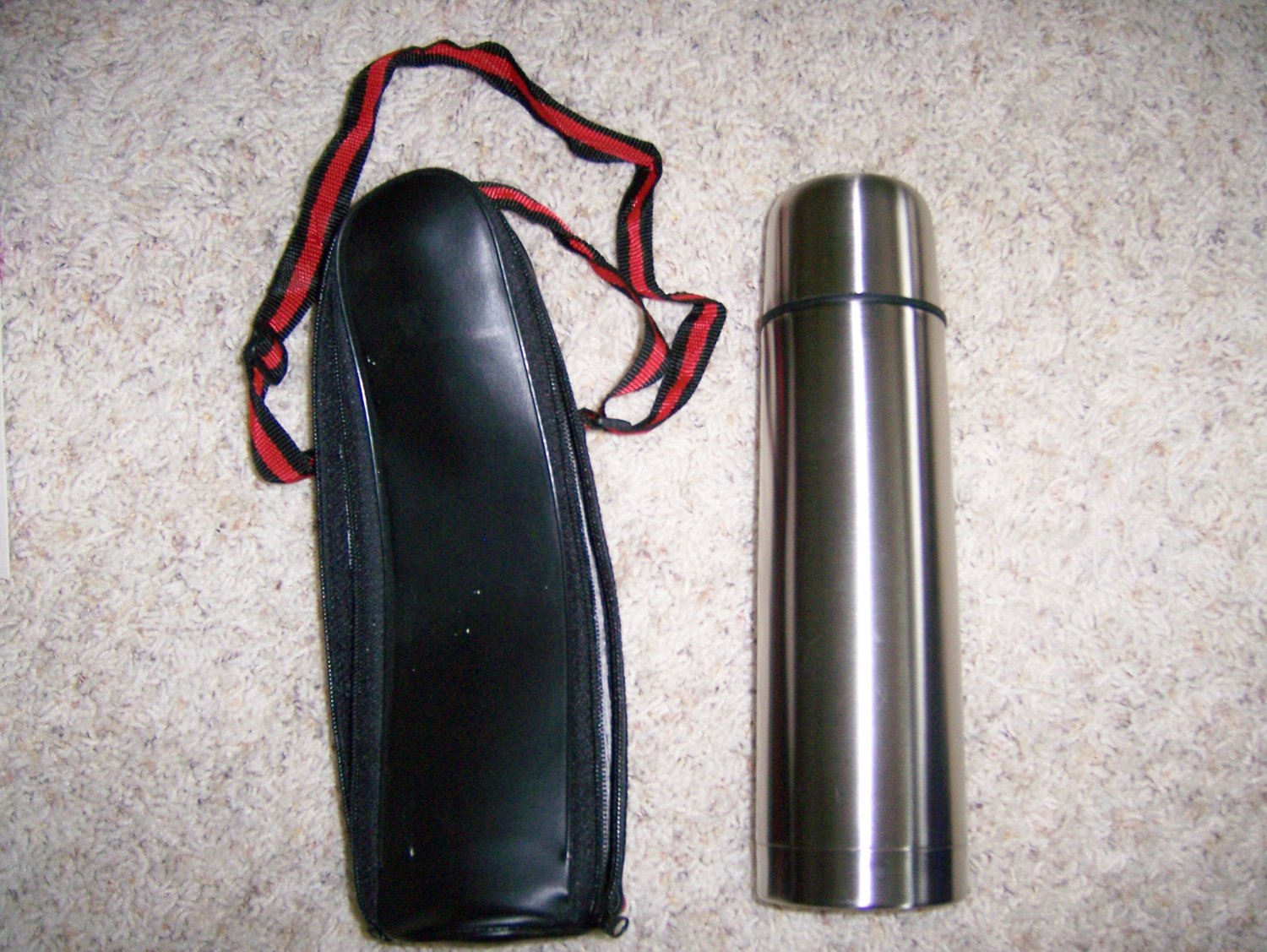Thermos With Carry Case BNK1053