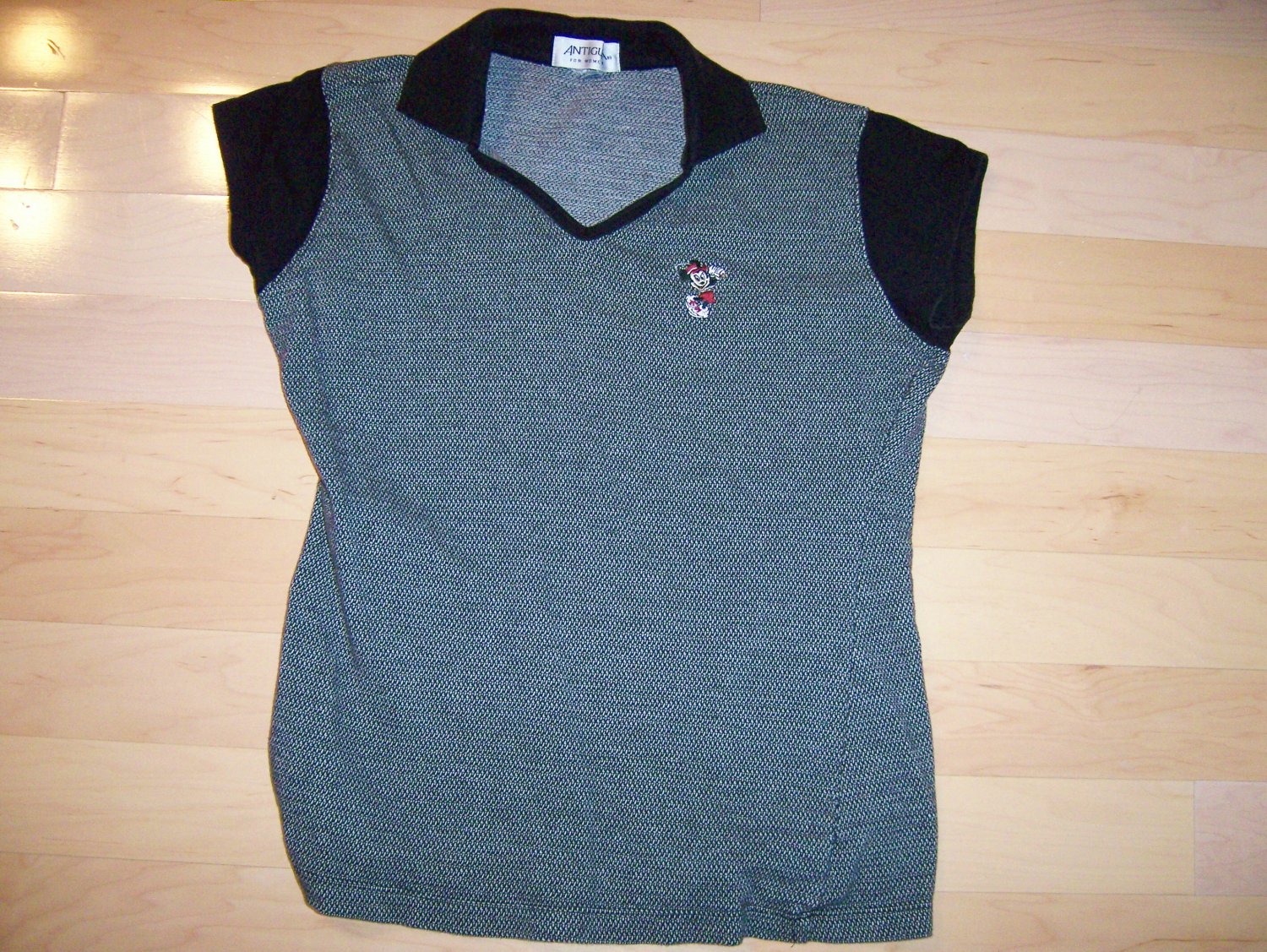 Disney Ladies Shirt Black Cap Sleeves BNK1150