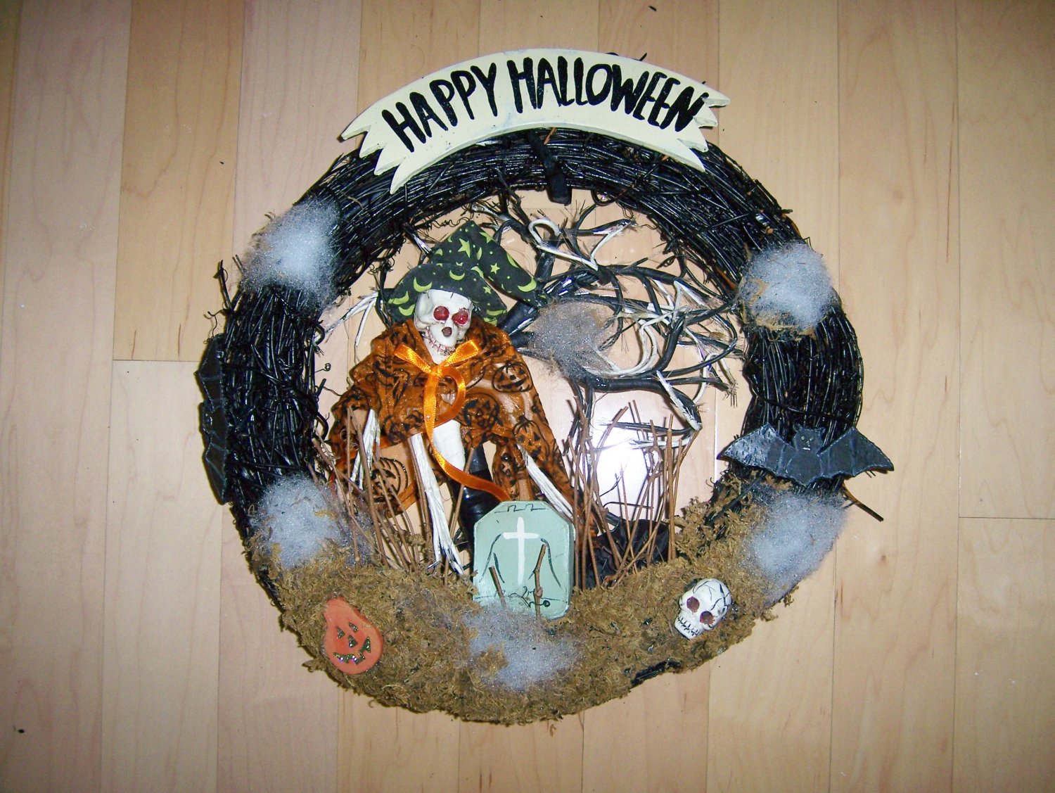 Happy Halloween Wreath BNK1535